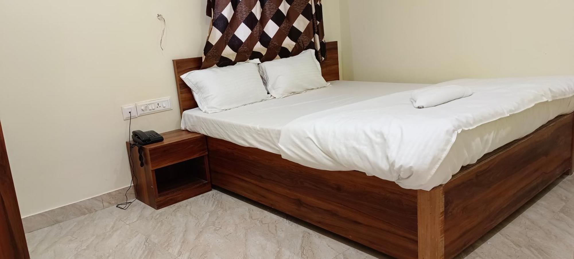 Hotel Holiday Express Колката Екстериор снимка
