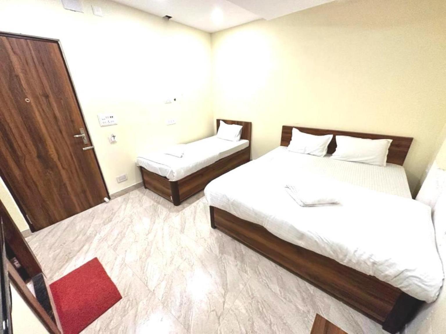 Hotel Holiday Express Колката Екстериор снимка