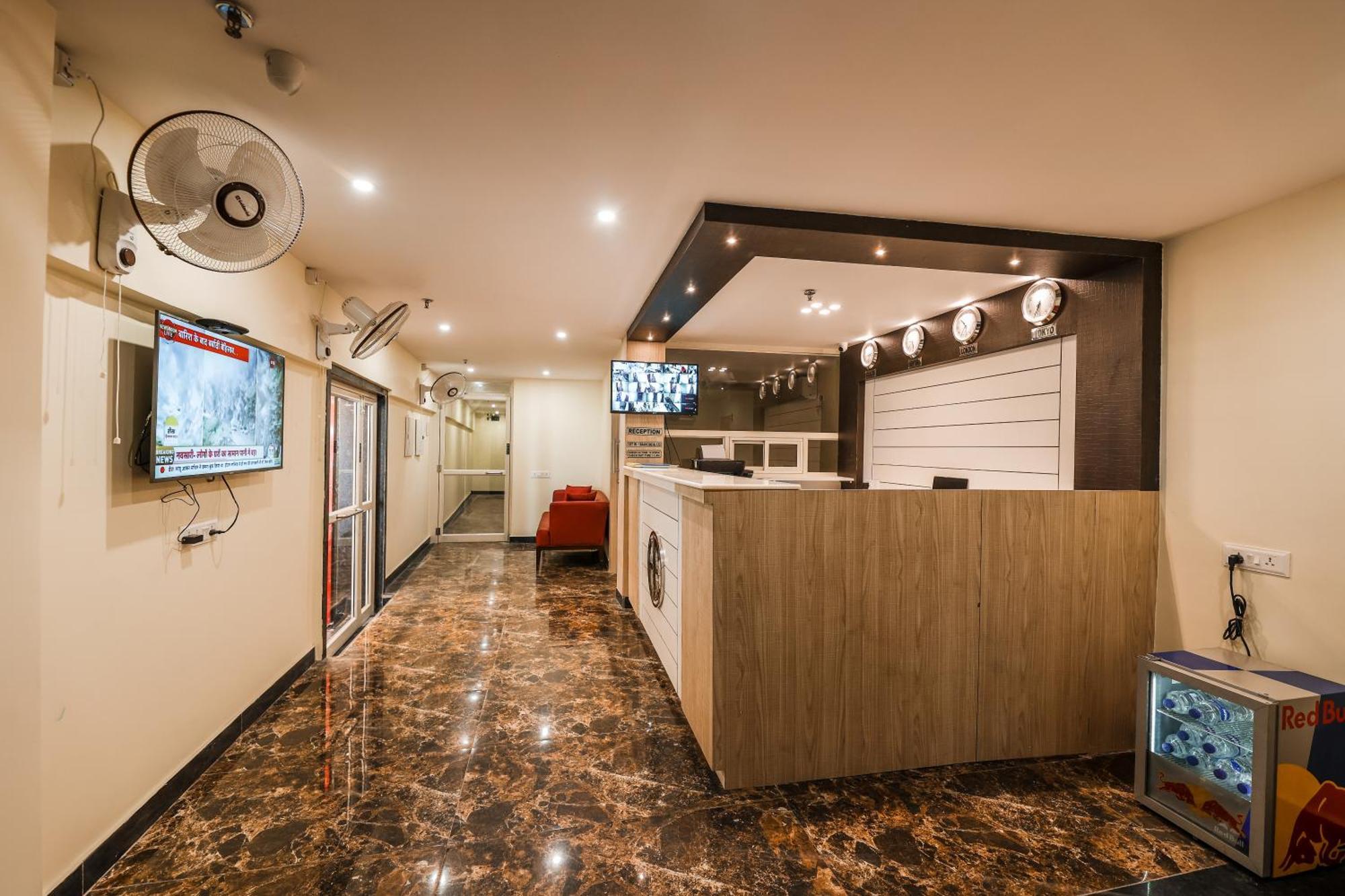 Hotel Holiday Express Колката Екстериор снимка