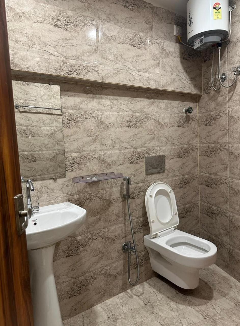 Hotel Holiday Express Колката Екстериор снимка